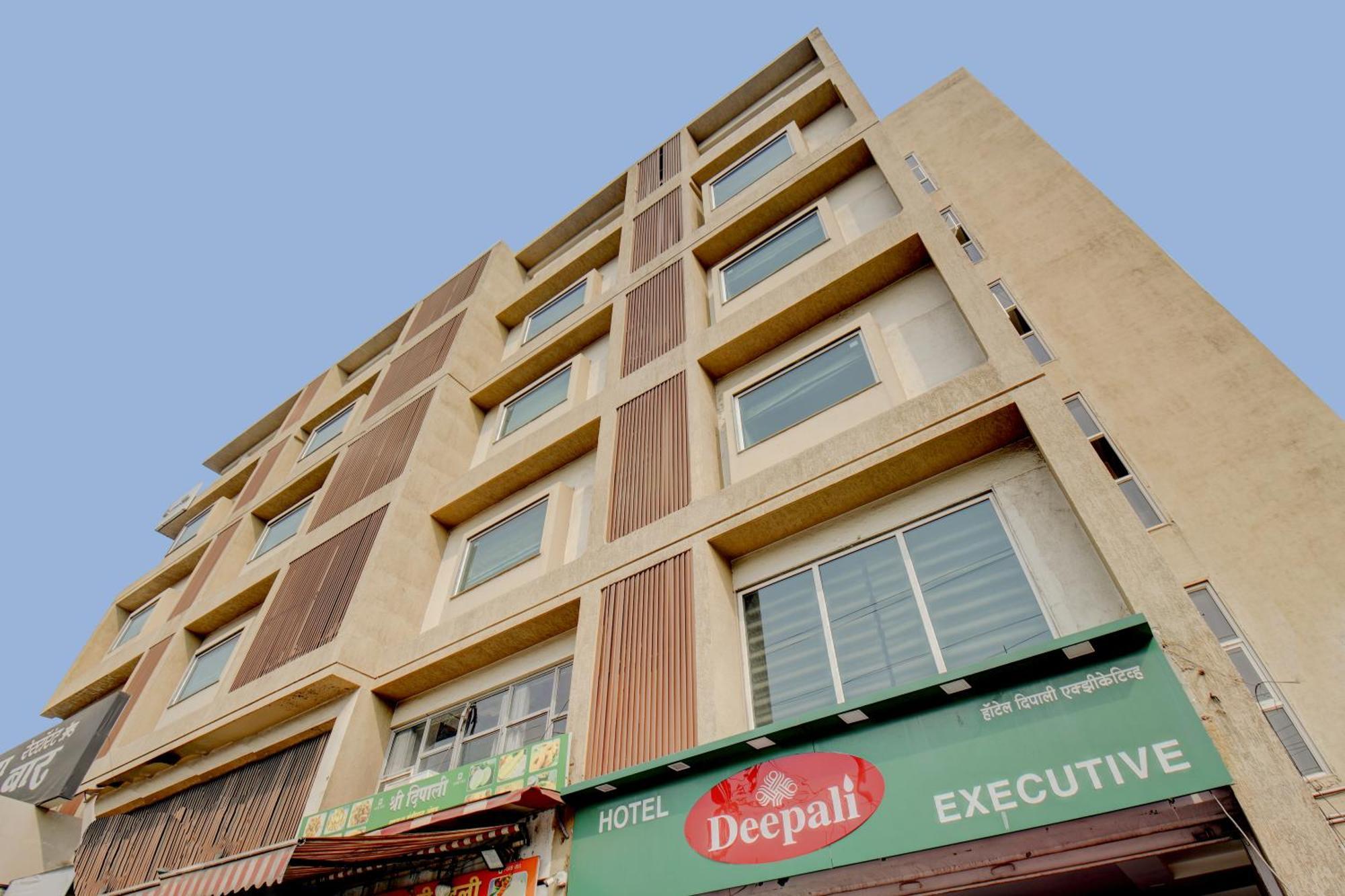 Hotel Deepali Executive Aurangabad  Eksteriør bilde