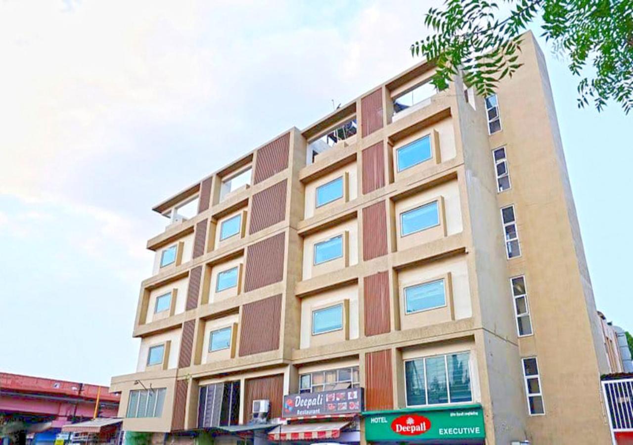 Hotel Deepali Executive Aurangabad  Eksteriør bilde